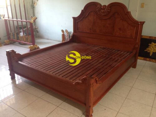 Giường ngủ gỗ gõ đỏ mặt nu VIP GN12