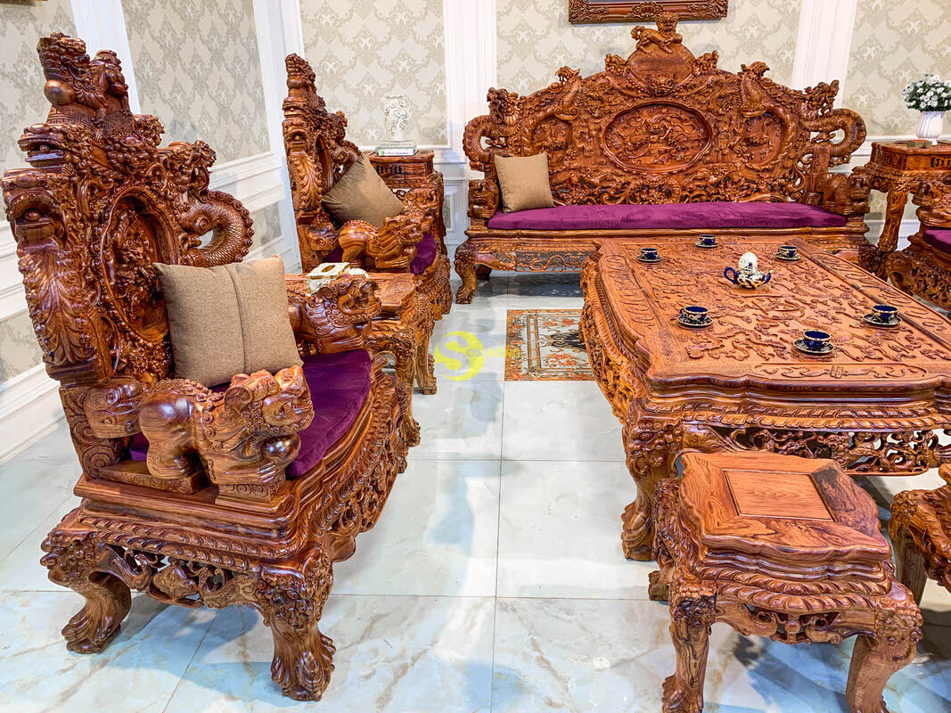Bộ bàn ghế gỗ cẩm lai Rồng Phương Đông phù hợp với không gian như thế nào