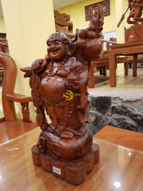 Di lặc gỗ hương gánh cành đào-DL046 - Hình ảnh 4