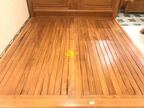 Giường ngủ hoa văn cổ điển GN42A
