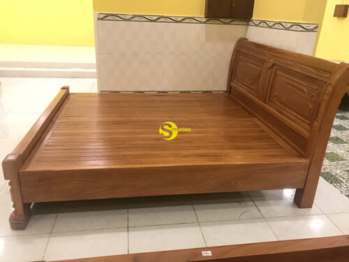Giường ngủ hoa văn cổ điển GN42A