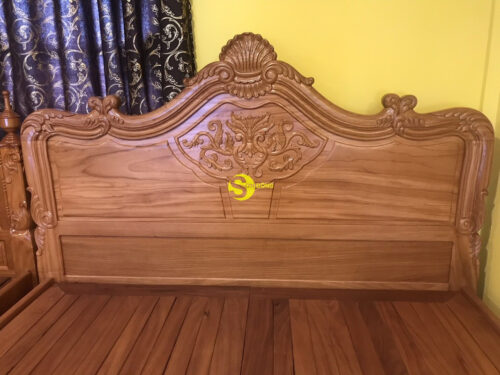 Giường ngủ gõ đỏ hoa văn cổ điển – GN10