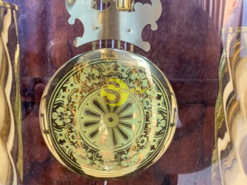 Dong ho thap hoang gia go Cam Lai 10