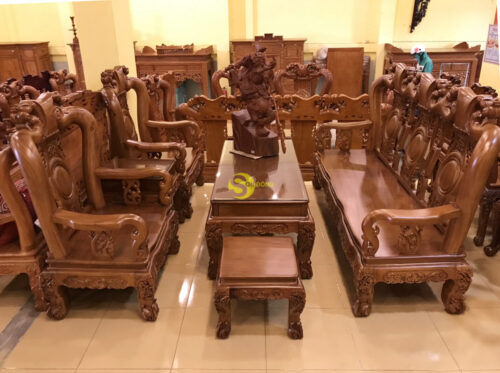 Bộ bàn ghế chạm đào vai cong gõ đỏ màu cổ điển cột 10 BBG2630