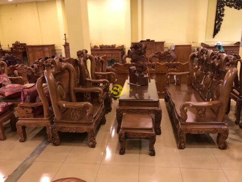 Bộ bàn ghế chạm đào vai cong gõ đỏ màu cổ điển cột 10 BBG2630 - Hình ảnh 9