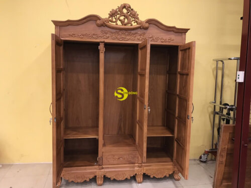 Tủ quần áo chạm hoa hồng TQA213