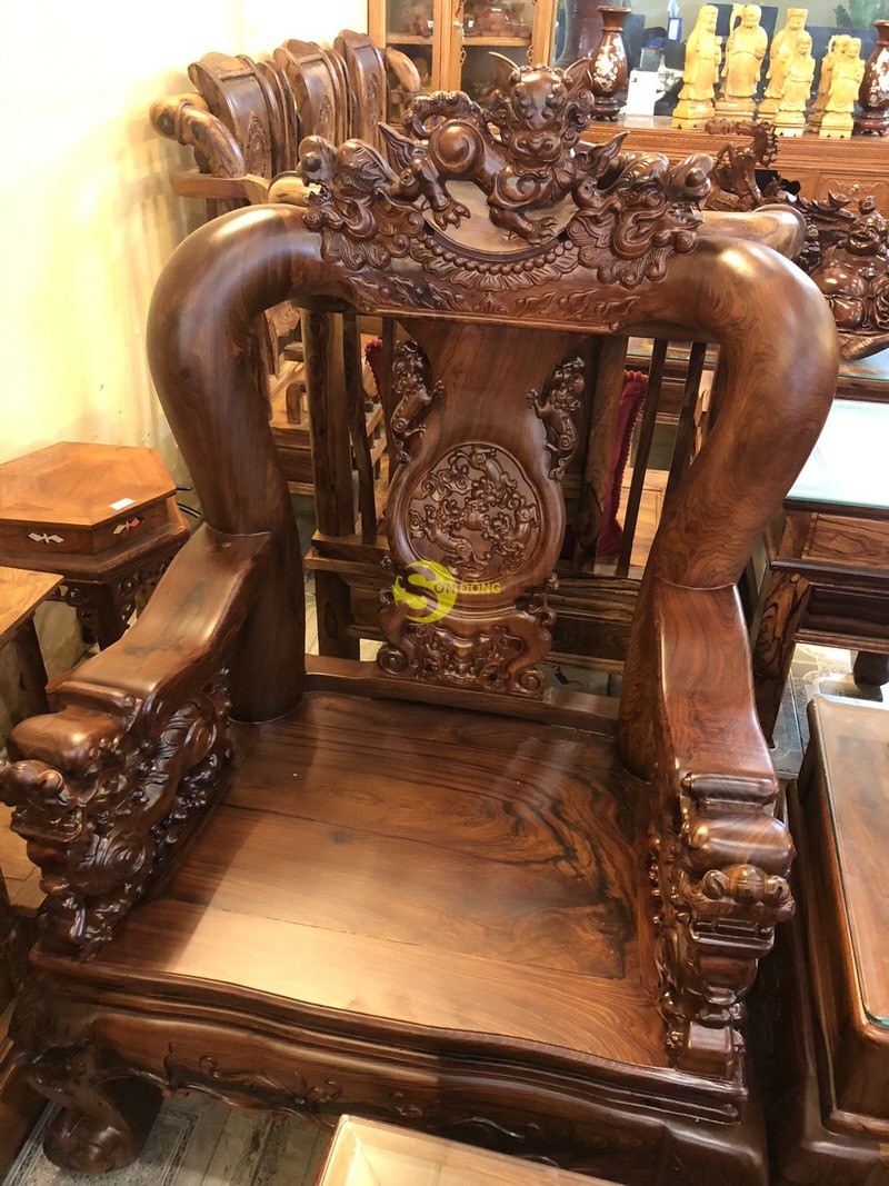 Bộ bàn ghế gỗ cẩm lai chạm nghê ( chạm đẹp) 6 món tay 12 – BBG80C (Ảnh 6)