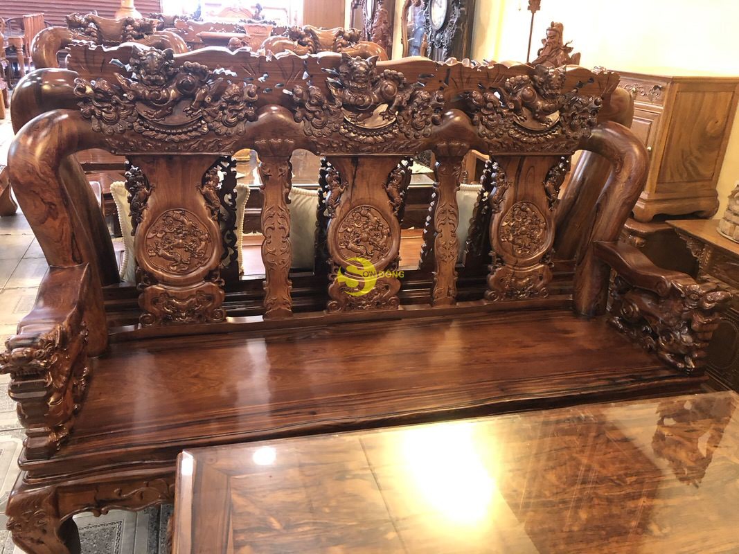 Bộ bàn ghế gỗ cẩm lai chạm nghê ( chạm đẹp) 6 món tay 12 – BBG80C (Ảnh 1)