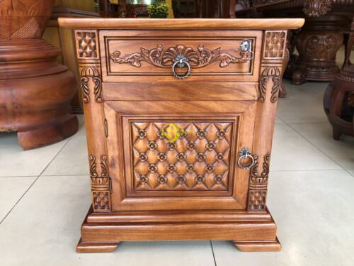 Tủ đầu giường gõ đỏ hoa mai ( 56*50*40) TDG20