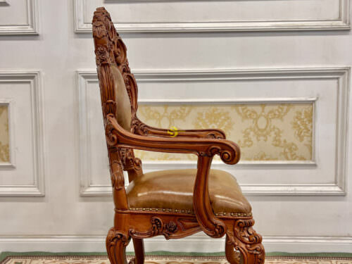Ghế chủ tọa hoàng gia Louis Minerva- GA087B