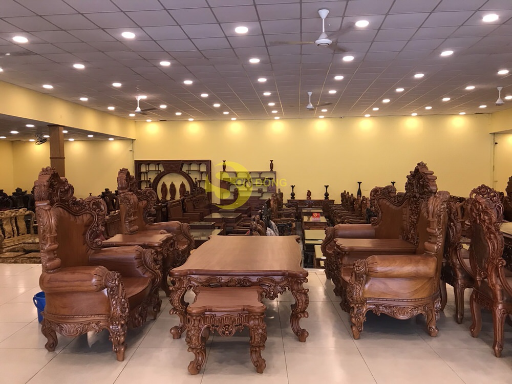 Showroom nội thất gỗ tự nhiên - hệ thống lớn nhất Sài Gòn
