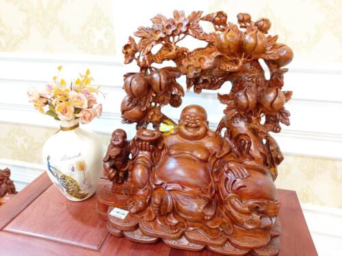 Di lạc hoan hỉ ngồi gốc đào gỗ hương - DL1108 - Hình ảnh 2