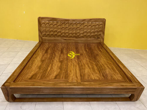 Giường Ngủ Gỗ Tự Nhiên Hương Xám Giả Nệm GHX005