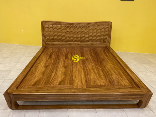 Giường Ngủ Gỗ Tự Nhiên Hương Xám Giả Nệm GHX005