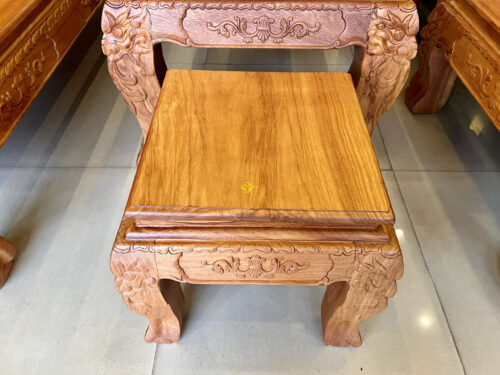 Bộ bàn ghế gõ đỏ chạm bát mã truy phong gõ đỏ mặt liền 6 món tay 12 BBG339 - Hình ảnh 11