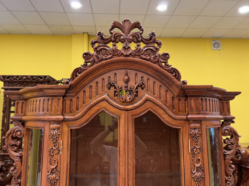 Tu ruou huong da hoang gia co dien 1 6