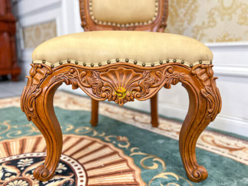 Ghế ăn cổ điển Haga chạm hoa lá tây gõ đỏ bọc nệm GA509