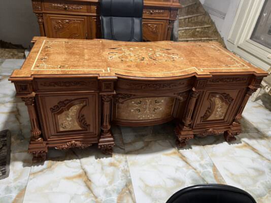 Ban giao ban lam viec CEO luxury cho chu Nam o binh tan 3