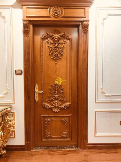 Mẫu cửa phong cách hoàng gia CN038