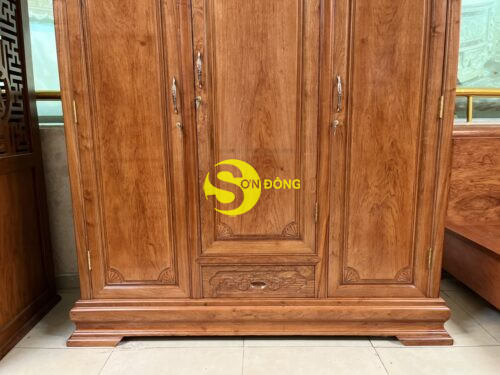 Tủ quần áo hương đá 3 buồng 3 cánh 1.75m nóc bằng TQA310 - Hình ảnh 2