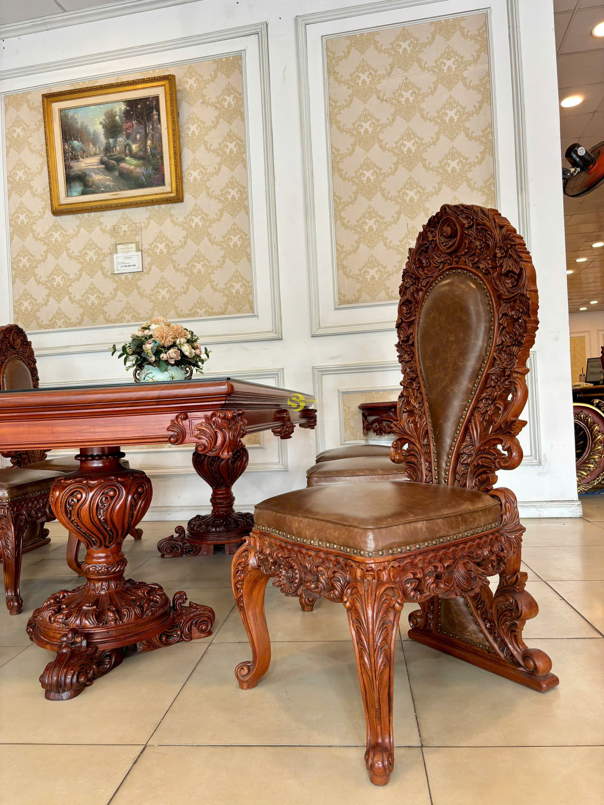 Bộ bàn ăn Hoàng Gia Louis Fidia Mặt liền BA0291 + 6 ghế GA088B 8 Bộ bàn ăn Hoàng Gia Louis Fidia Mặt liền BA0291 + 6 ghế GA088B - Ảnh 8