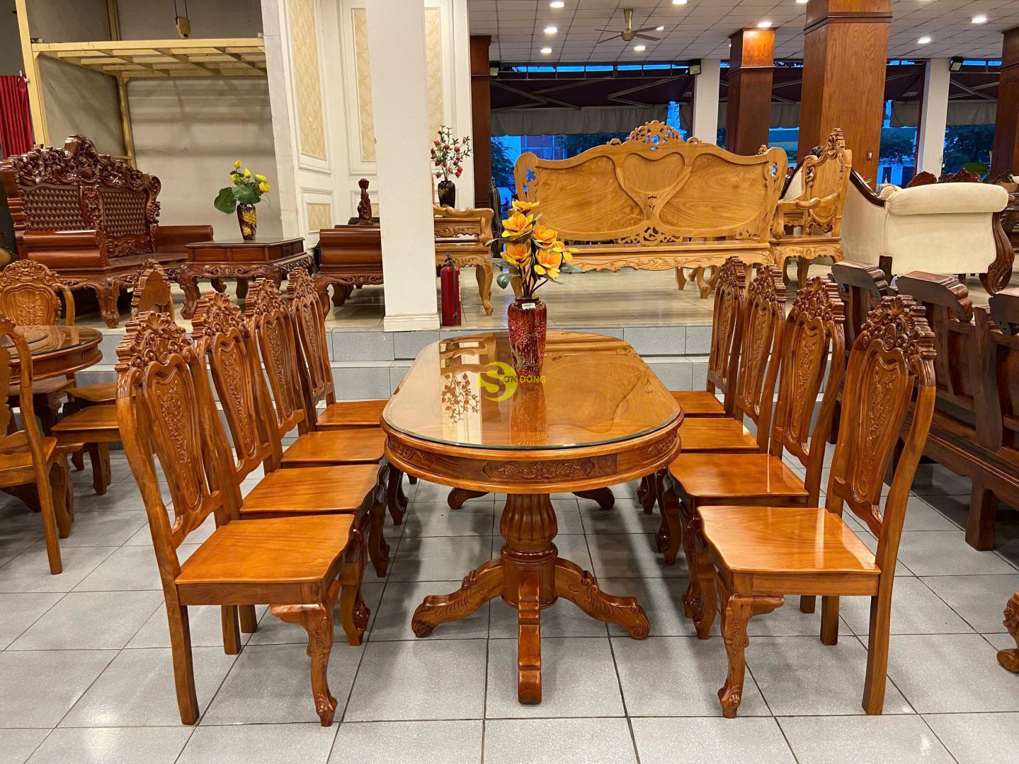 Bộ Bàn ăn căm xe 8 ghế chữ lộc, bàn ovan BBA1258B