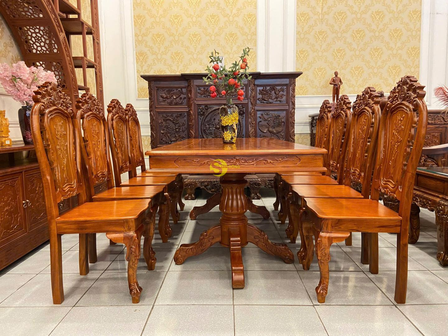 Bộ bàn ăn căm xe 8 ghế chữ lộc bàn vuông - BBA1268V