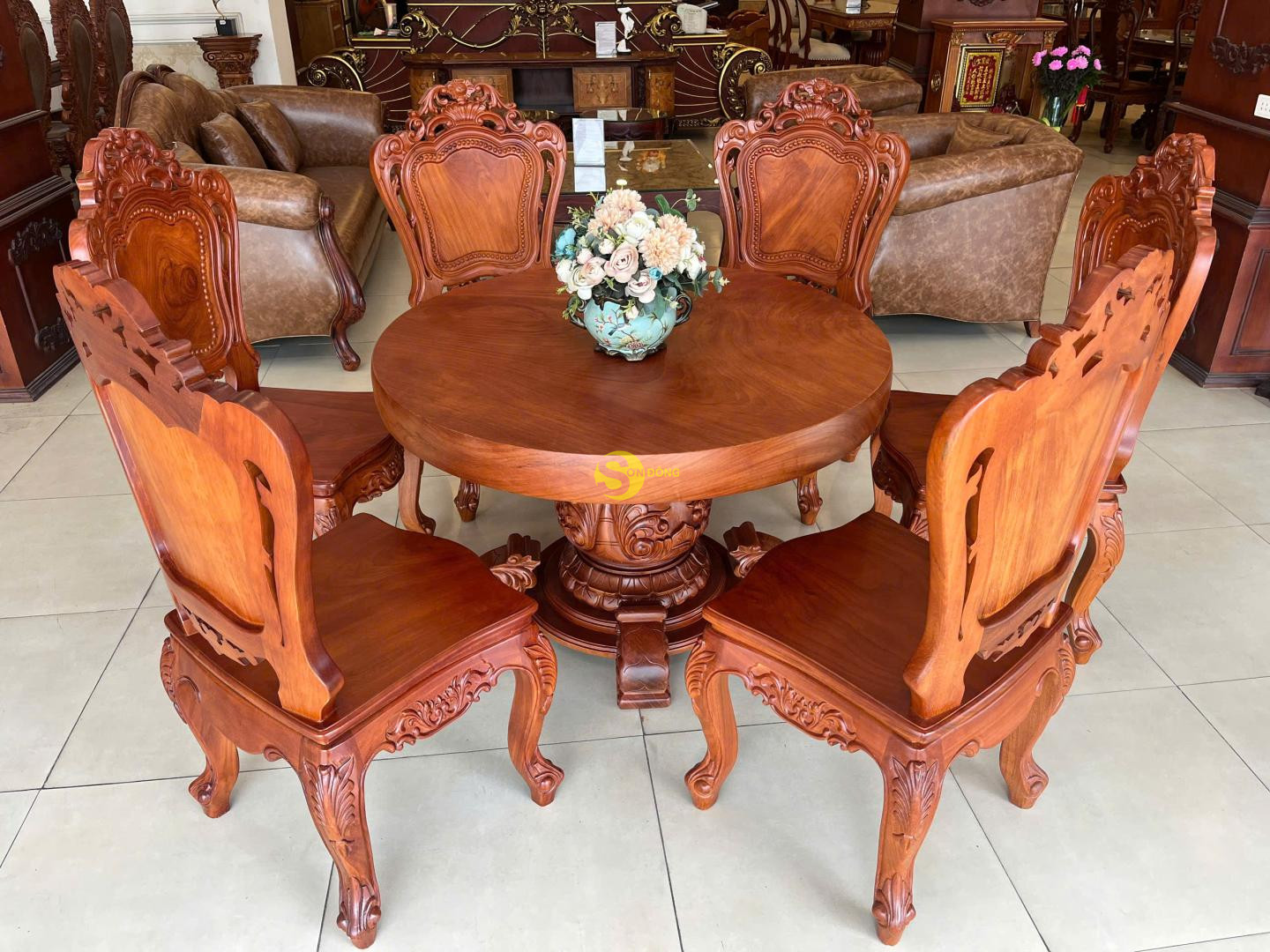 Bộ bàn ăn tròn nguyên tấm gõ đỏ 6 ghế - BBA2355T