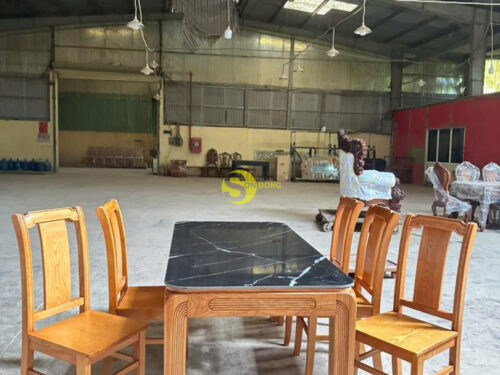 Bộ bàn ăn gỗ sồi nga ghế trưởng tiện mặt đá 6 ghế bàn vuông - BBA5516V