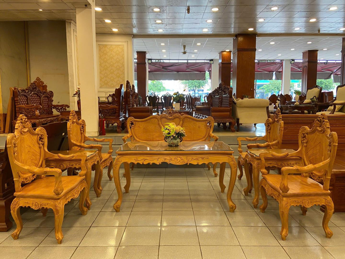 Bộ bàn ghế louis gõ đỏ mặt liền 3cm 8 món - BBG215