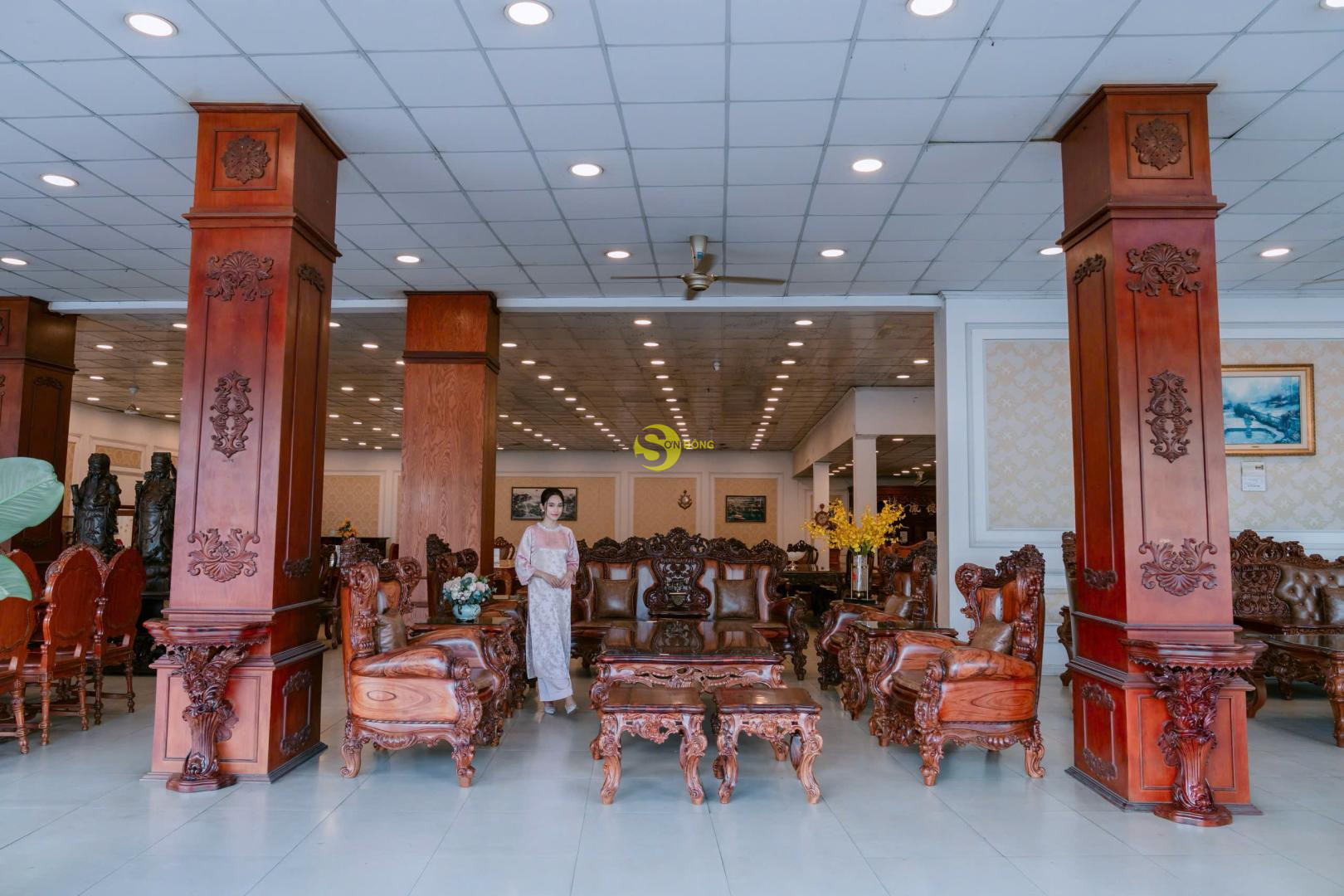 Sofa Hoàng Gia Super Luxury Phiên bản Limited 2026 | 14 món - BBG5586C 22 Sofa Hoàng Gia Super Luxury Phiên bản Limited 2026 | 14 món - BBG5586C - Ảnh 22