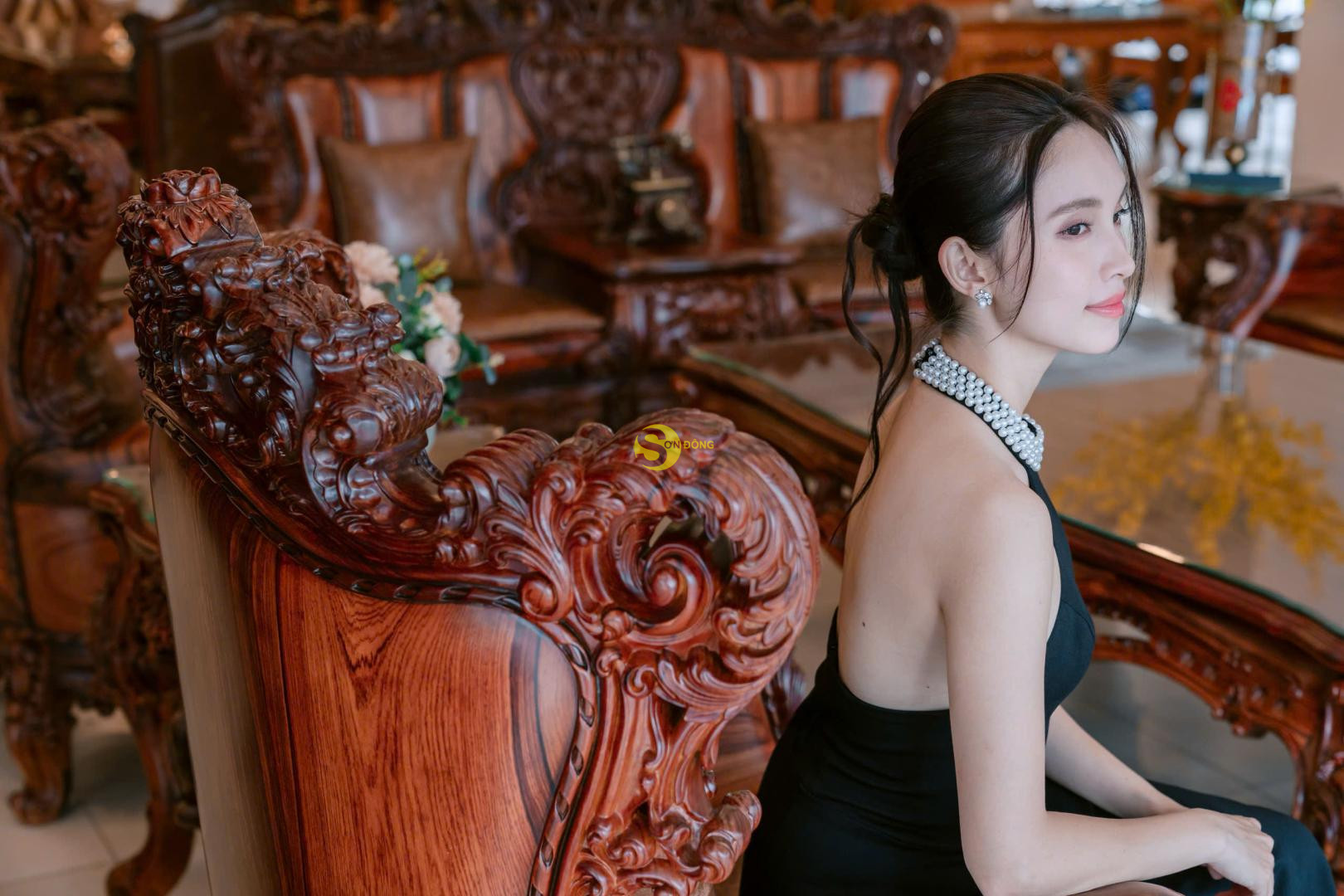 Sofa Hoàng Gia Super Luxury Phiên bản Limited 2026 | 14 món - BBG5586C 6 Sofa Hoàng Gia Super Luxury Phiên bản Limited 2026 | 14 món - BBG5586C - Ảnh 6