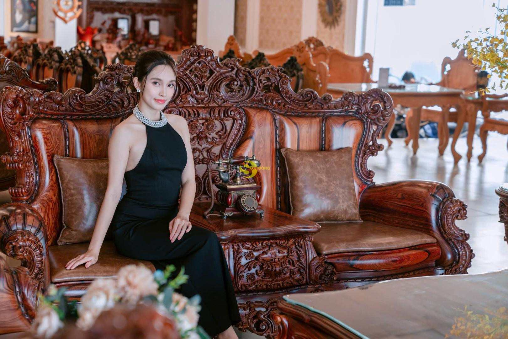 Sofa Hoàng Gia Super Luxury Phiên bản Limited 2026 | 14 món - BBG5586C 5 Sofa Hoàng Gia Super Luxury Phiên bản Limited 2026 | 14 món - BBG5586C - Ảnh 5