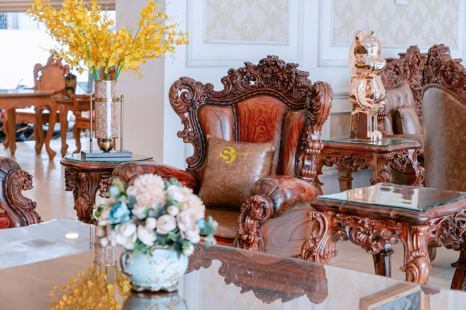 Sofa Hoàng Gia Super Luxury Phiên bản Limited 2026 | 14 món - BBG5586C 4 Sofa Hoàng Gia Super Luxury Phiên bản Limited 2026 | 14 món - BBG5586C - Ảnh 4