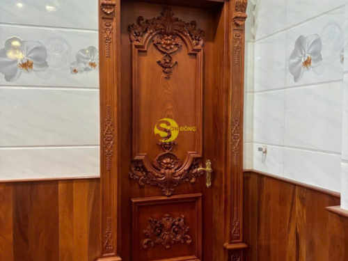 Cua phong co dien hang cong trinh1