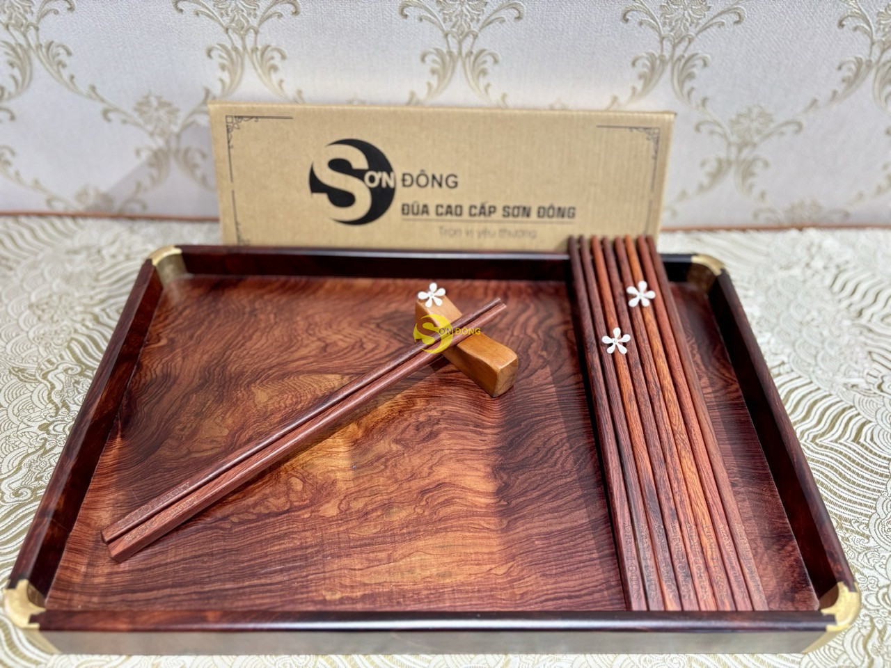 Đũa Cẩm Lai xịn đầu vuông (10 đôi)