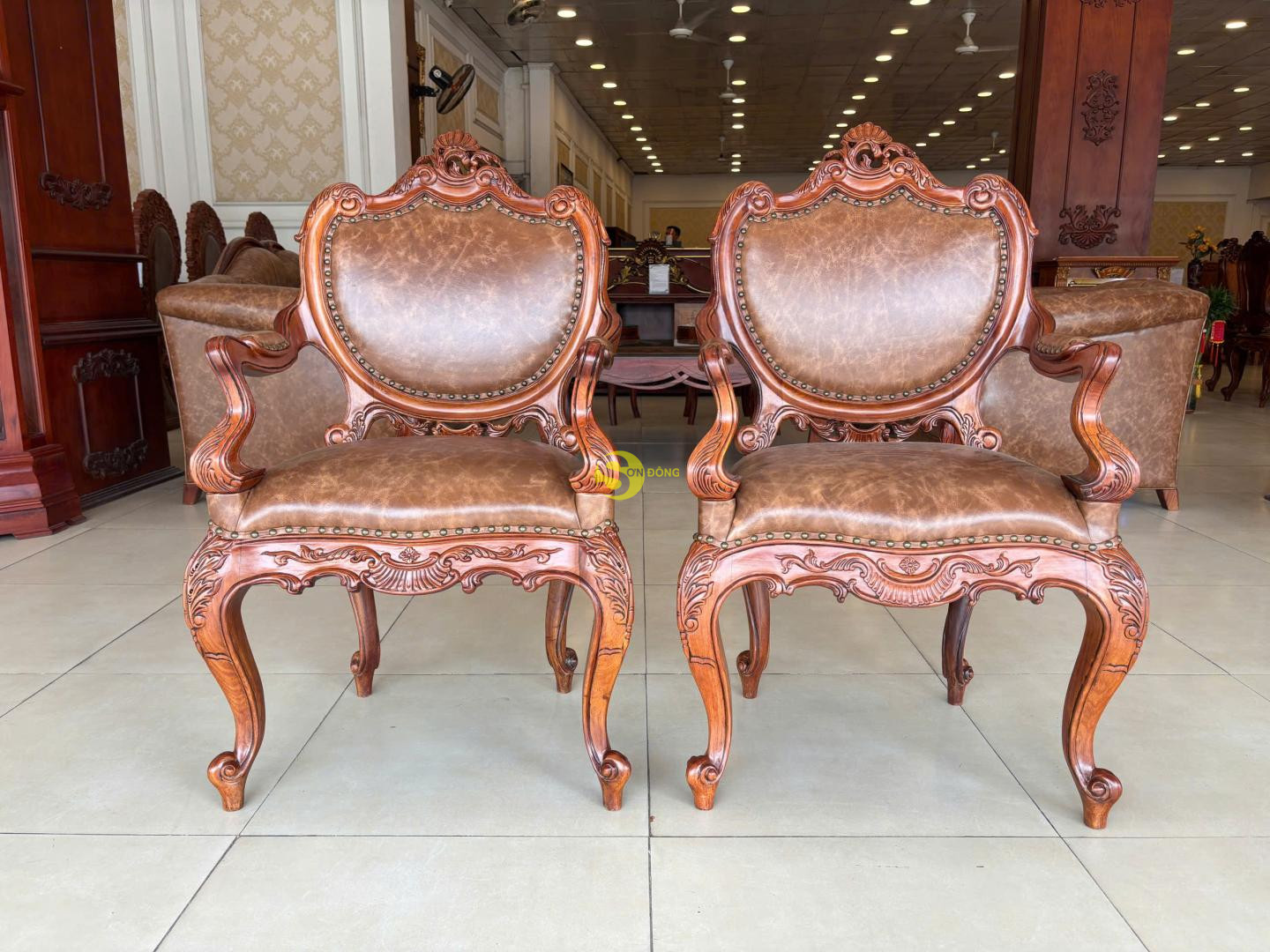 Ghế làm việc Louis gỗ gõ đỏ lào - GA209