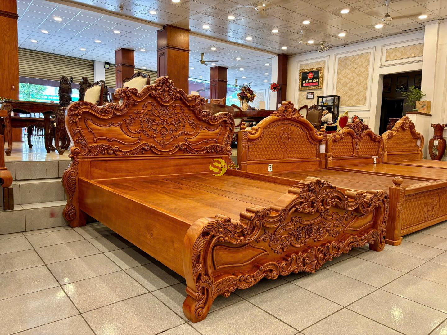 Giường ngủ cổ điển Châu Âu gỗ gõ đỏ 1,8x2m GN20 6 Giường ngủ cổ điển Châu Âu gỗ gõ đỏ 1,8x2m GN20 - Ảnh 6