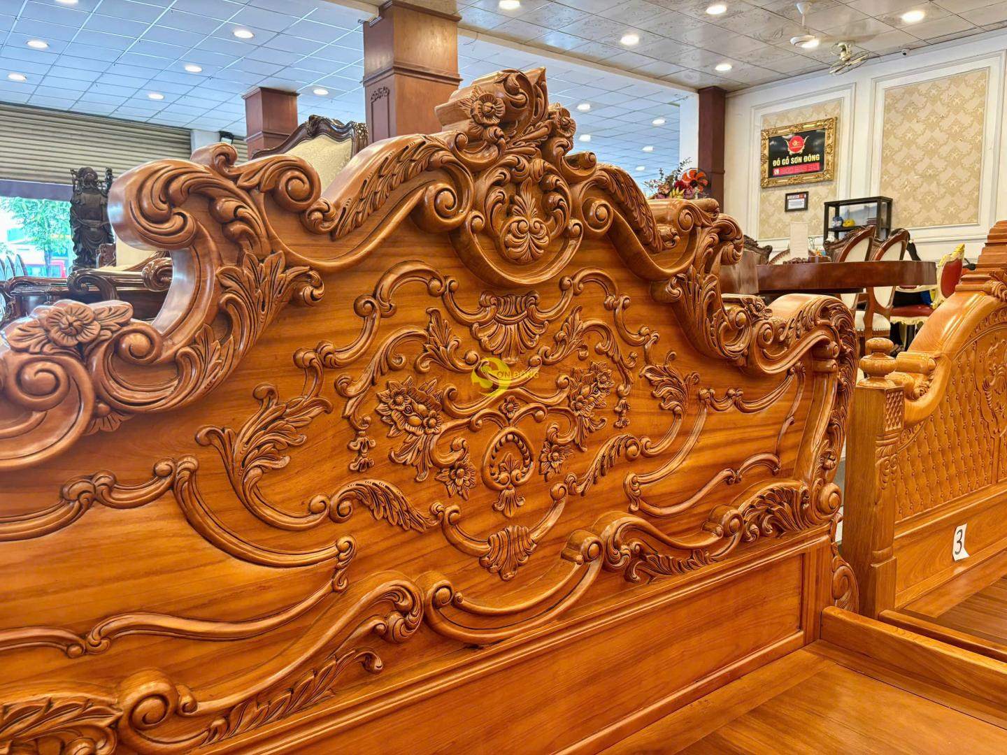 Giường ngủ cổ điển Châu Âu gỗ gõ đỏ 1,8x2m GN20 3 Giường ngủ cổ điển Châu Âu gỗ gõ đỏ 1,8x2m GN20 - Ảnh 3