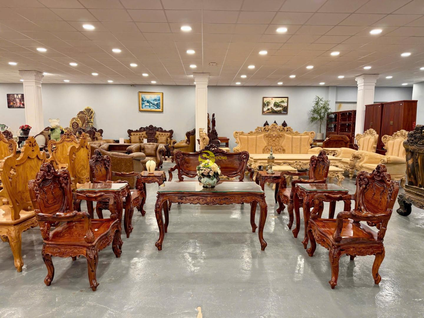 Bộ bàn ghế Louis gỗ Cẩm Lai 10 Món