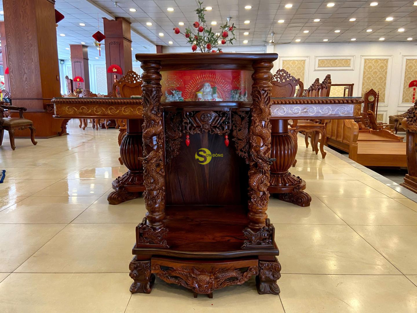 Bàn thờ ông địa gỗ cẩm lai rồng mây siêu vip 60 - SD405