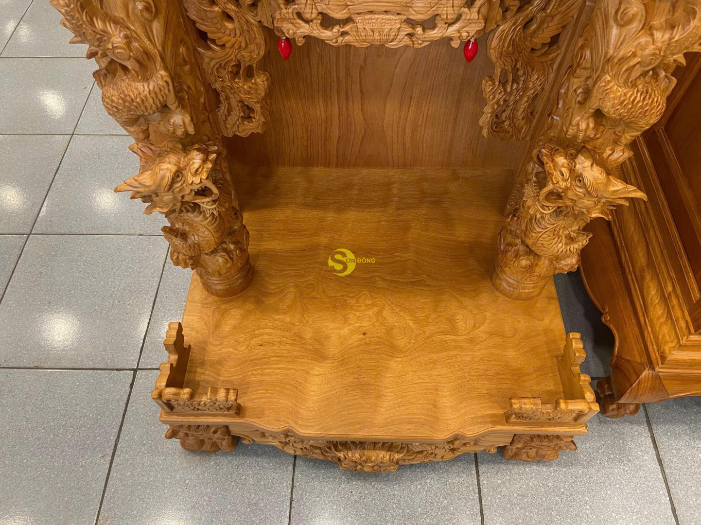 Bàn thờ ông địa hộp đèn 80 Siêu VIP - SD2781 4 Bàn thờ ông địa hộp đèn 80 Siêu VIP - SD2781 - Ảnh 4